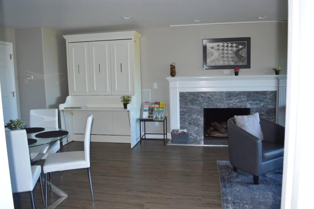 1-Bedroom Seaview Guesthouse On Seattle Luxury Estate With Views Of Olympic Mountains 外观 照片