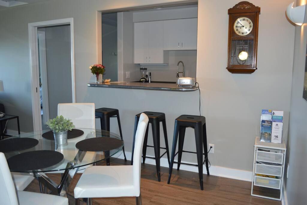 1-Bedroom Seaview Guesthouse On Seattle Luxury Estate With Views Of Olympic Mountains 外观 照片